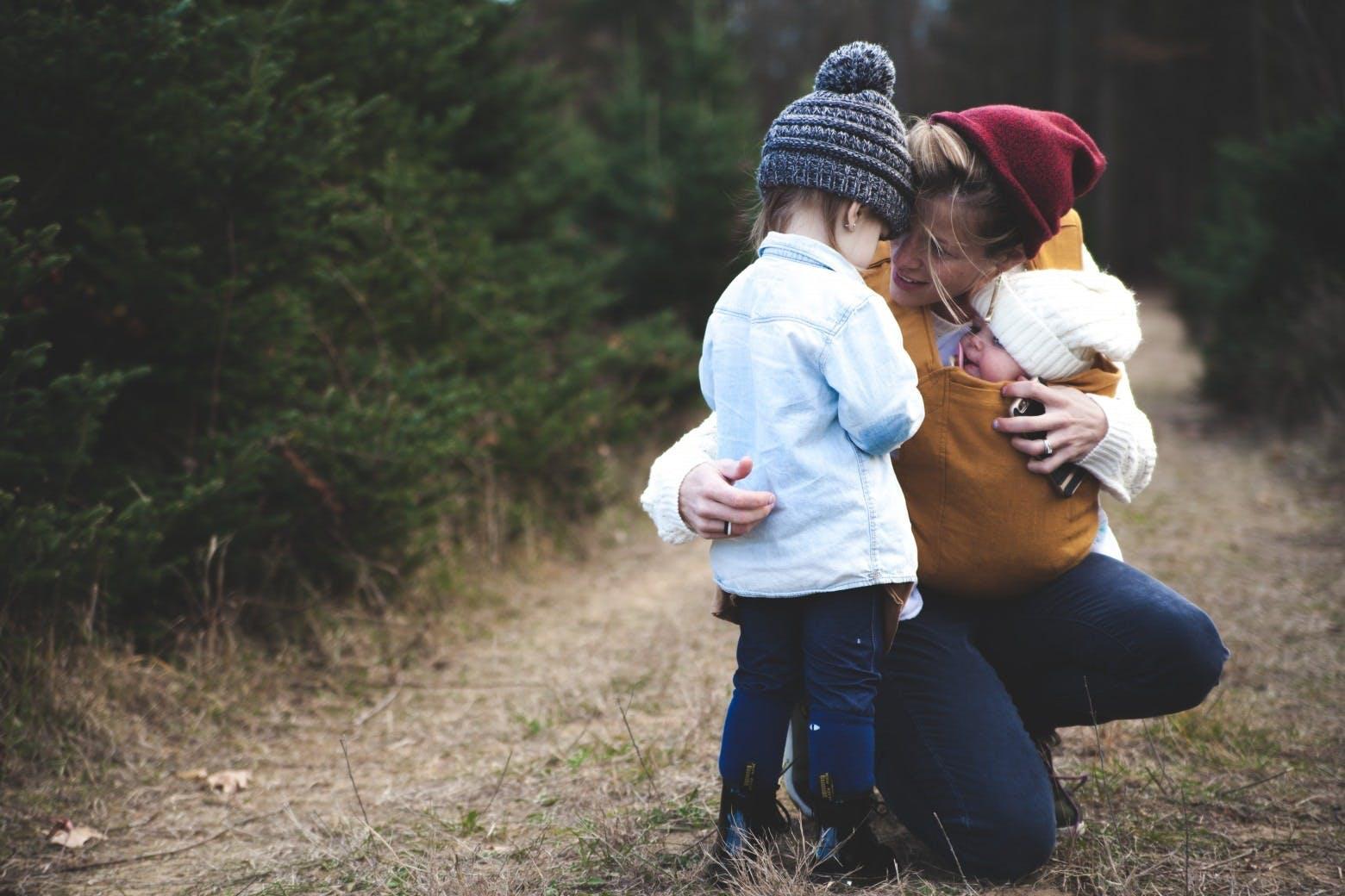 Comment sortir avec bébé en hiver (et aimer ça!)?– Chimpäroo